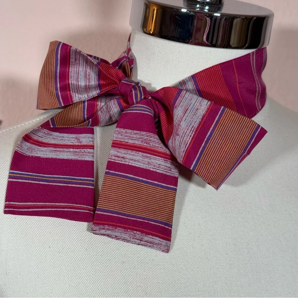 Vintage 1970 80 academia Stripe Magenta Camel Long skinny Bow Neck Scarf Twilly
